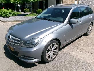 Schadeauto Mercedes C-klasse 180 BUSINESS CLASS AVANTGARDE 2011/12