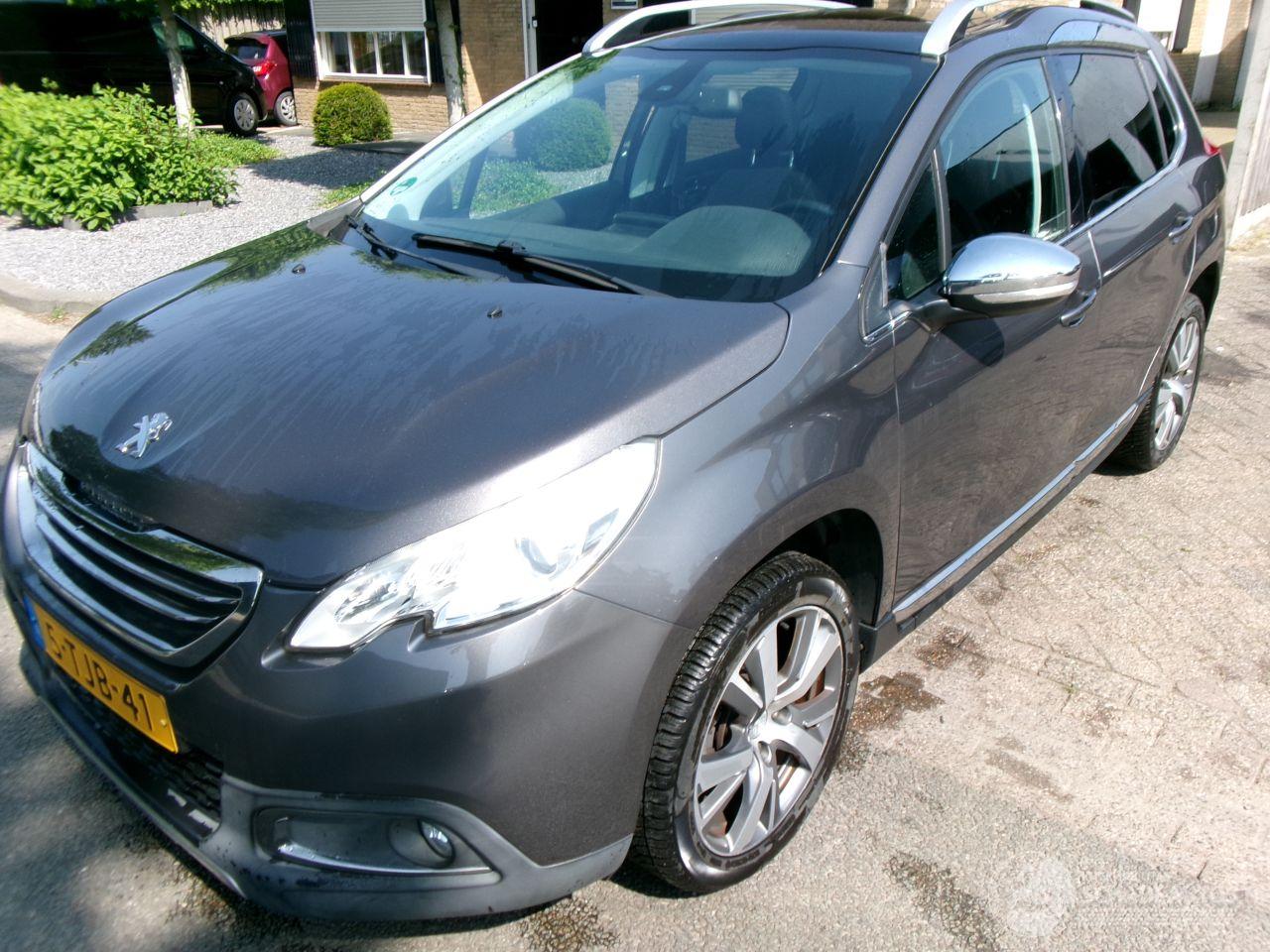 Peugeot 2008 1.6 VTI ALLURE CLIMA NAVI PANO