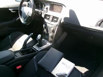 Volvo V-40 1.6 D2 MOMENTUM CLIMA  NAVI picture 11