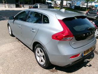 Volvo V-40 1.6 D2 MOMENTUM CLIMA  NAVI picture 10