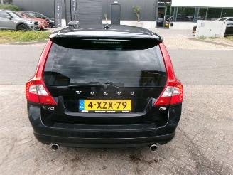 Volvo V-70 2.4 D5 R-DESIGN SUMMUM GEEN SCHADE picture 7