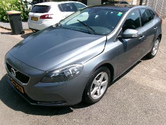 Schadeauto Volvo V-40 2.0 D2 R-DESIGN CLIMA PANO 2016/6