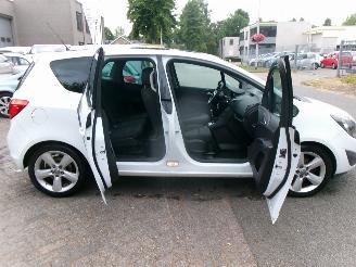 Opel Meriva 1.4 I COSMO AIRCO PANO picture 11