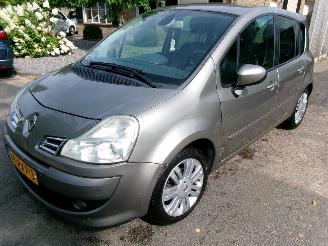 uszkodzony samochody osobowe Renault Grand-modus 1.6-16V EXCEPTION AUTOMAAT CLIMA 2011/8