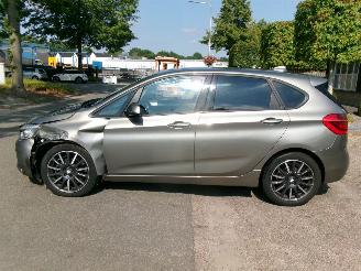 BMW 2-serie 218 DIESEL EXECUTIVE AUTOMAAT picture 2