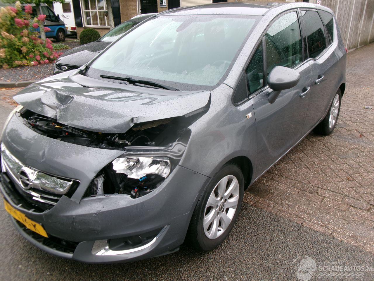 Opel Meriva 1.4 TURBO COSMO