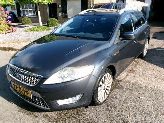 damaged passenger cars Ford Mondeo 2.0-16V TITANIUM CLIMA NAVI GEEN SCHADE 2008/3