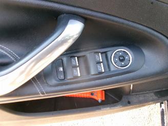 Ford Mondeo 2.0-16V TITANIUM CLIMA NAVI GEEN SCHADE picture 11