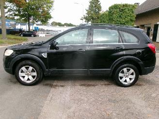 Chevrolet Captiva 2.4 INTRO EDITION picture 3