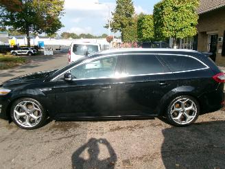 Ford Mondeo 1.6 I PLATINUM CLIMA NAVI GEEN SCHADE picture 2