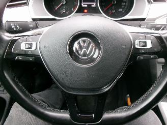 Volkswagen Passat 1.4 TSI CONNECTED SERIES picture 14