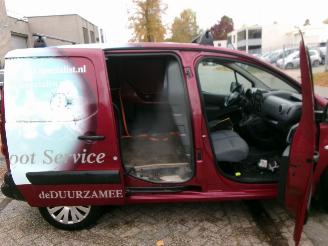 Citroën Berlingo 1.6 HDI 75 BUSINESS picture 11