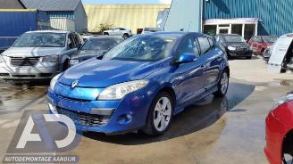 Auto da rottamare Renault Mégane Megane III Berline (BZ), Hatchback 5-drs, 2008 / 2017 1.6 16V 2010