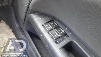 Ford Mondeo Mondeo III, Hatchback, 2000 / 2007 1.8 16V picture 9