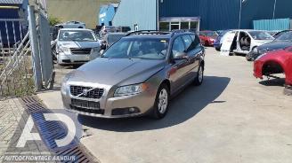 Uttjänta bilar auto Volvo V-70 V70 (BW), Combi, 2007 / 2016 2.4 D5 20V 2009/1