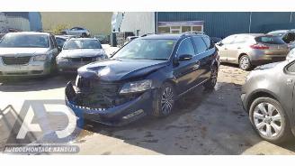 rozbiórka samochody osobowe Volkswagen Passat Passat Variant (365), Combi, 2010 / 2015 2.0 TSI 16V 2013
