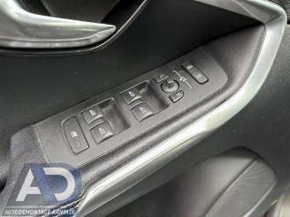 Volvo V-40 V40 (MV), Hatchback 5-drs, 2012 / 2019 1.6 D2 picture 11