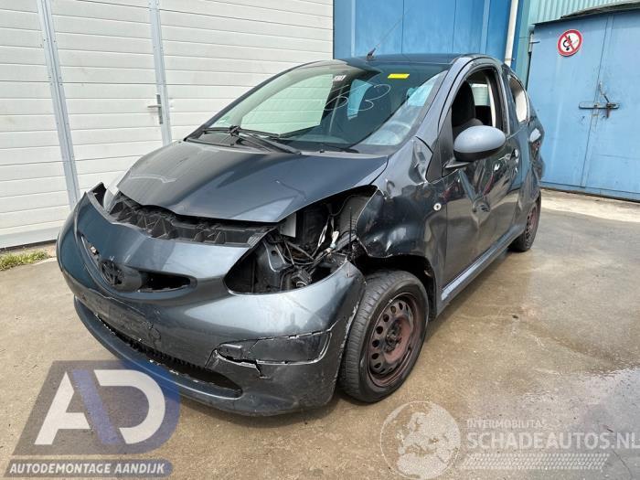 Toyota Aygo Aygo (B10), Hatchback, 2005 / 2014 1.0 12V VVT-i