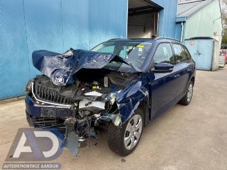 Vrakbiler auto Skoda Fabia Fabia III Combi (NJ5), Combi 5-drs, 2014 / 2022 1.0 12V Greentech 2016/4