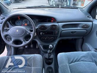 Renault Mégane Scénic Megane Scenic (JA), MPV, 1996 / 1999 2.0 RT picture 13