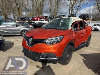 Vrakbiler auto Renault Captur Captur (2R), SUV, 2013 1.2 TCE 16V EDC 2014/6
