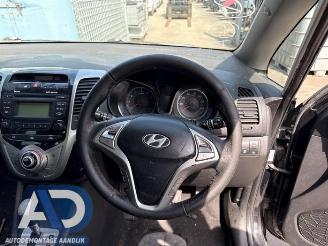 Hyundai Ix20 iX20 (JC), SUV, 2010 / 2019 1.6i 16V picture 13