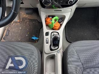 Renault Zoé Zoe (AG), Hatchback 5-drs, 2012 46kW picture 15