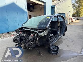 Vrakbiler auto Volkswagen Up! Up! (121), Hatchback, 2011 1.0 12V EcoFuel 2013/9