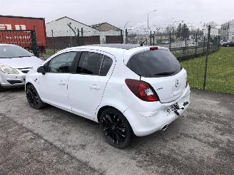 Damaged car Opel Corsa 1.3 CDTI A13DTC 2011/11