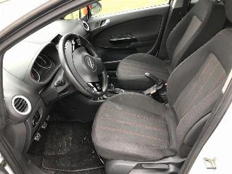 Opel Corsa 1.3 CDTI A13DTC picture 17