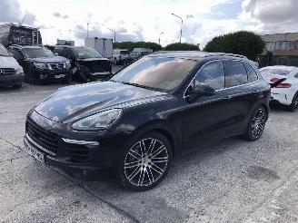 uszkodzony samochody osobowe Porsche Cayenne 3.6 2016/2