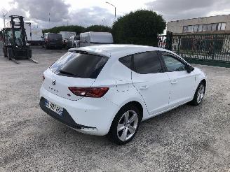 Damaged car Seat Leon 1.4   FR 2016/8