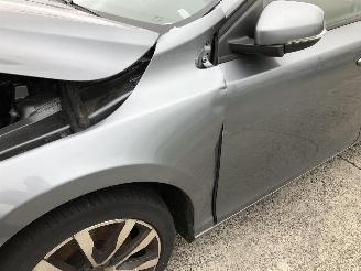 Volvo V-40 1.5      AUTOMATIQUE picture 8
