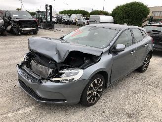 Volvo V-40 1.5      AUTOMATIQUE picture 13