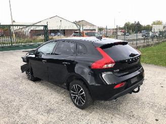 Volvo V-40 2.0 D picture 2