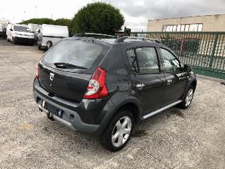 uszkodzony samochody osobowe Dacia Sandero STEPWAY   1.6 2010/6