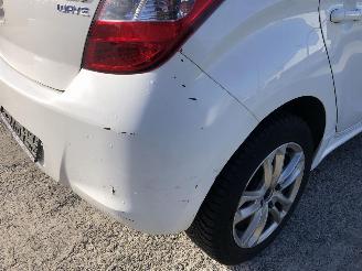 Hyundai I-20 1.4 CRDI picture 10