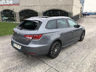 Voiture accidenté Seat Leon 2.0 TSI 2016/2
