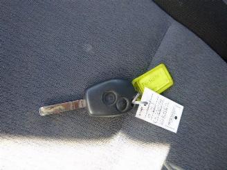 Opel Vivaro 1.6 DCI  AMBULANCE picture 21