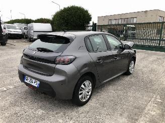 Unfallwagen Peugeot 208 1.5 BLUE HDI 16V 2022/7