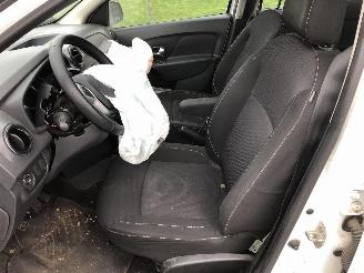 Dacia Sandero 1.0 picture 6