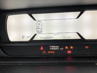 Citroën C4-picasso 1.6 HDI    7 PLACES picture 21