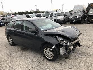 Peugeot 308 1.2 TURBO picture 3