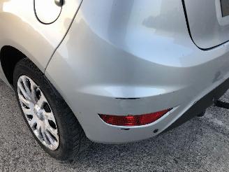 Ford Fiesta 1.6 AUTOMATIQUE picture 10