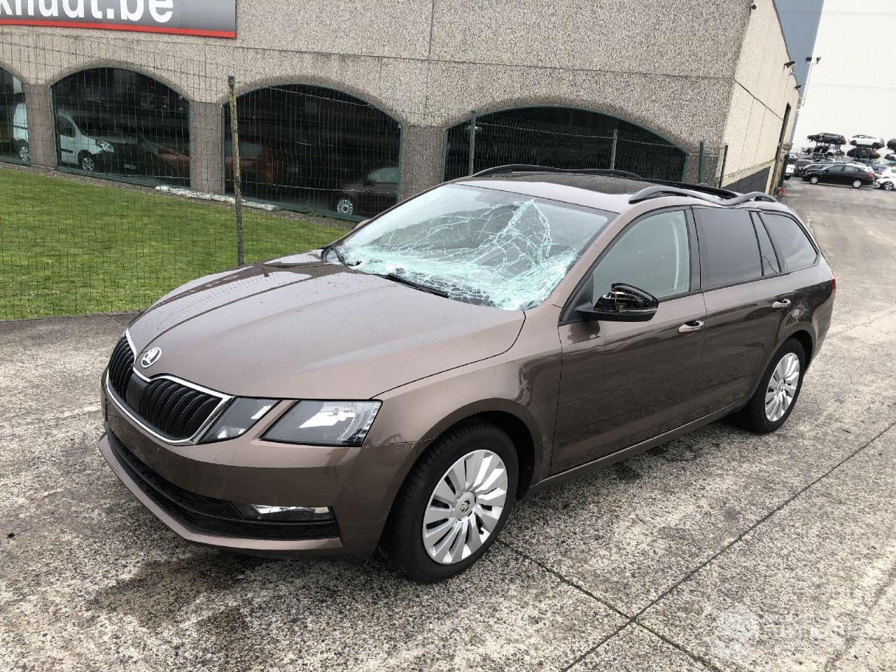 Skoda Octavia AMBITION 1.0 TSI
