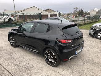 Schadeauto Renault Clio 1.6 TURBO 2018/2