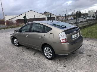 Toyota Prius HYBRIDE picture 4