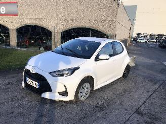 Voiture accidenté Toyota Yaris 1.5 HYBRIDE 2025/4