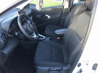 Toyota Yaris 1.5 HYBRIDE picture 6