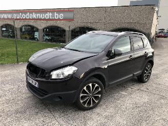 damaged passenger cars Nissan Qashqai 1.6 DCI 2012/7